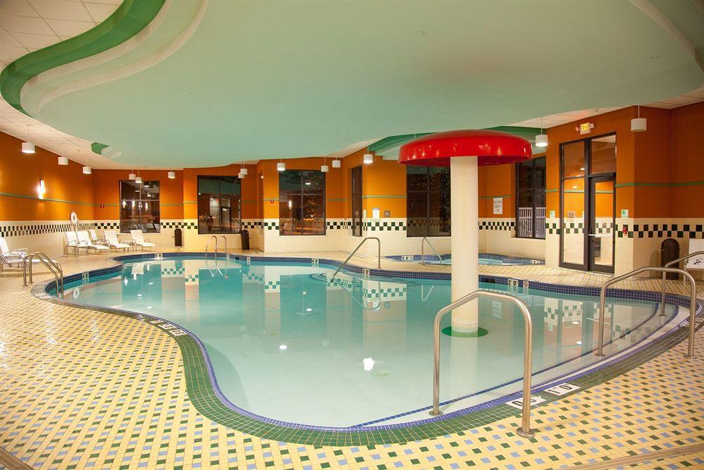 Holiday Inn Hotel & Suites Chicago Northwest - Elgin By Ihg Konforlar fotoğraf
