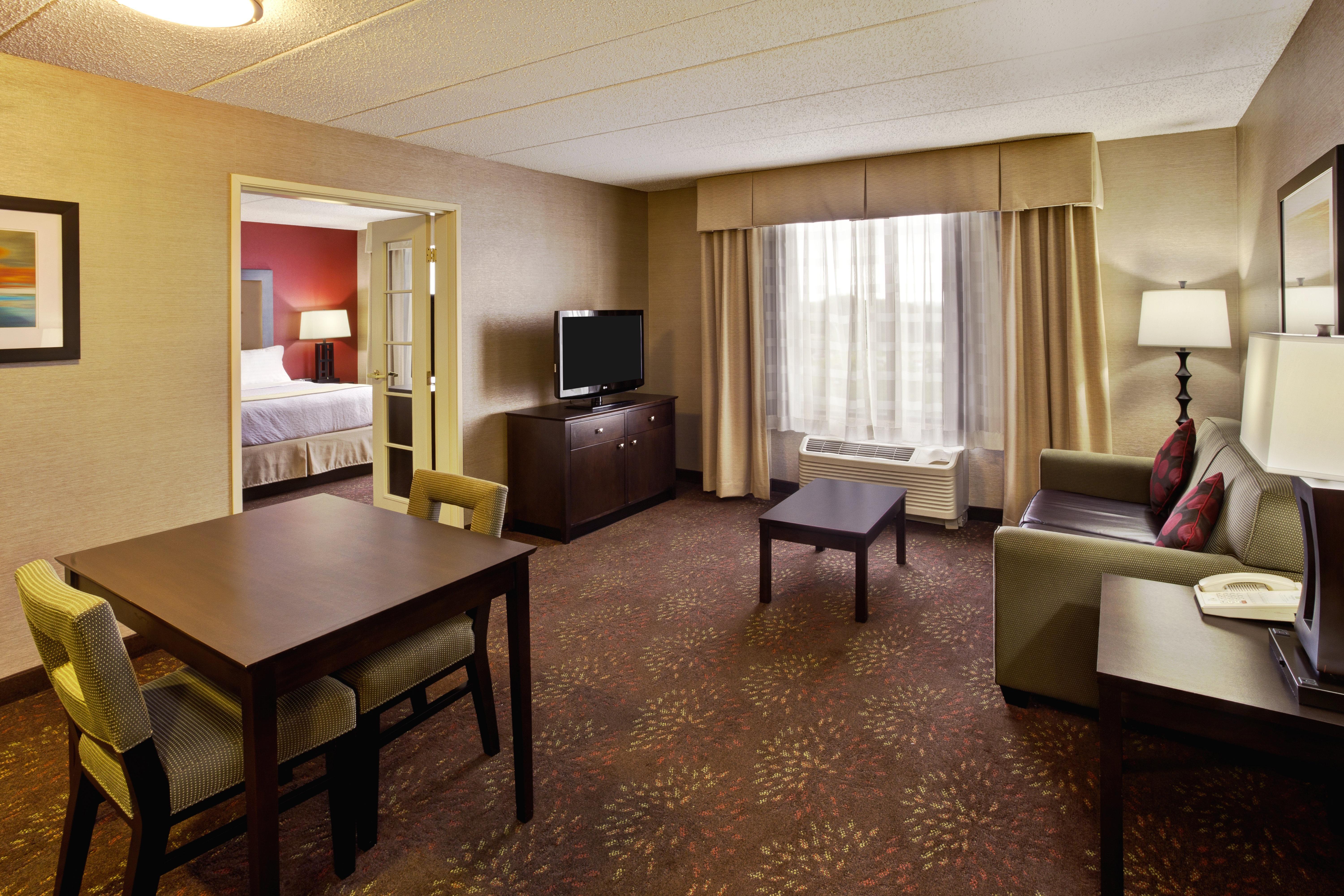 Holiday Inn Hotel & Suites Chicago Northwest - Elgin By Ihg Dış mekan fotoğraf