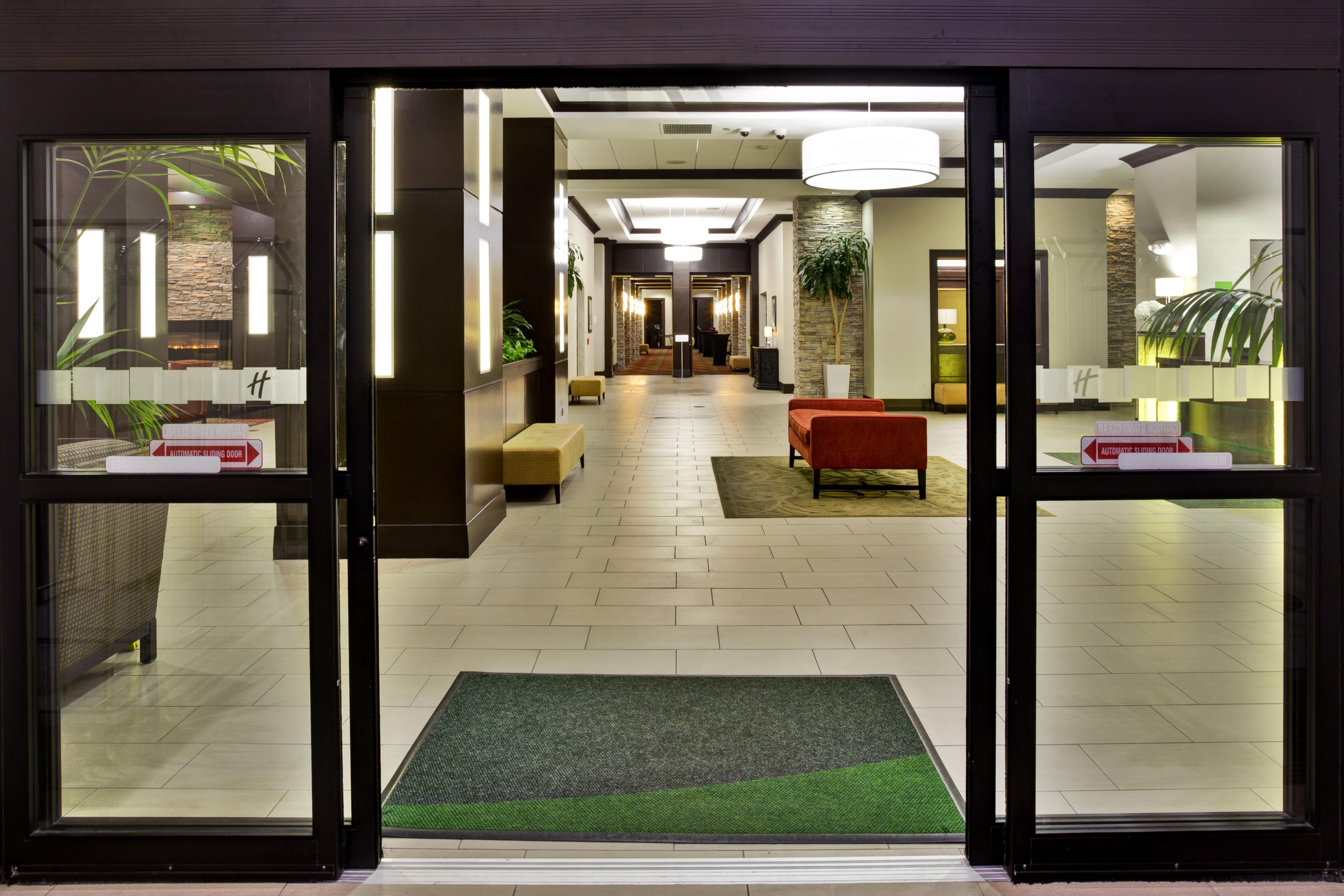 Holiday Inn Hotel & Suites Chicago Northwest - Elgin By Ihg Dış mekan fotoğraf