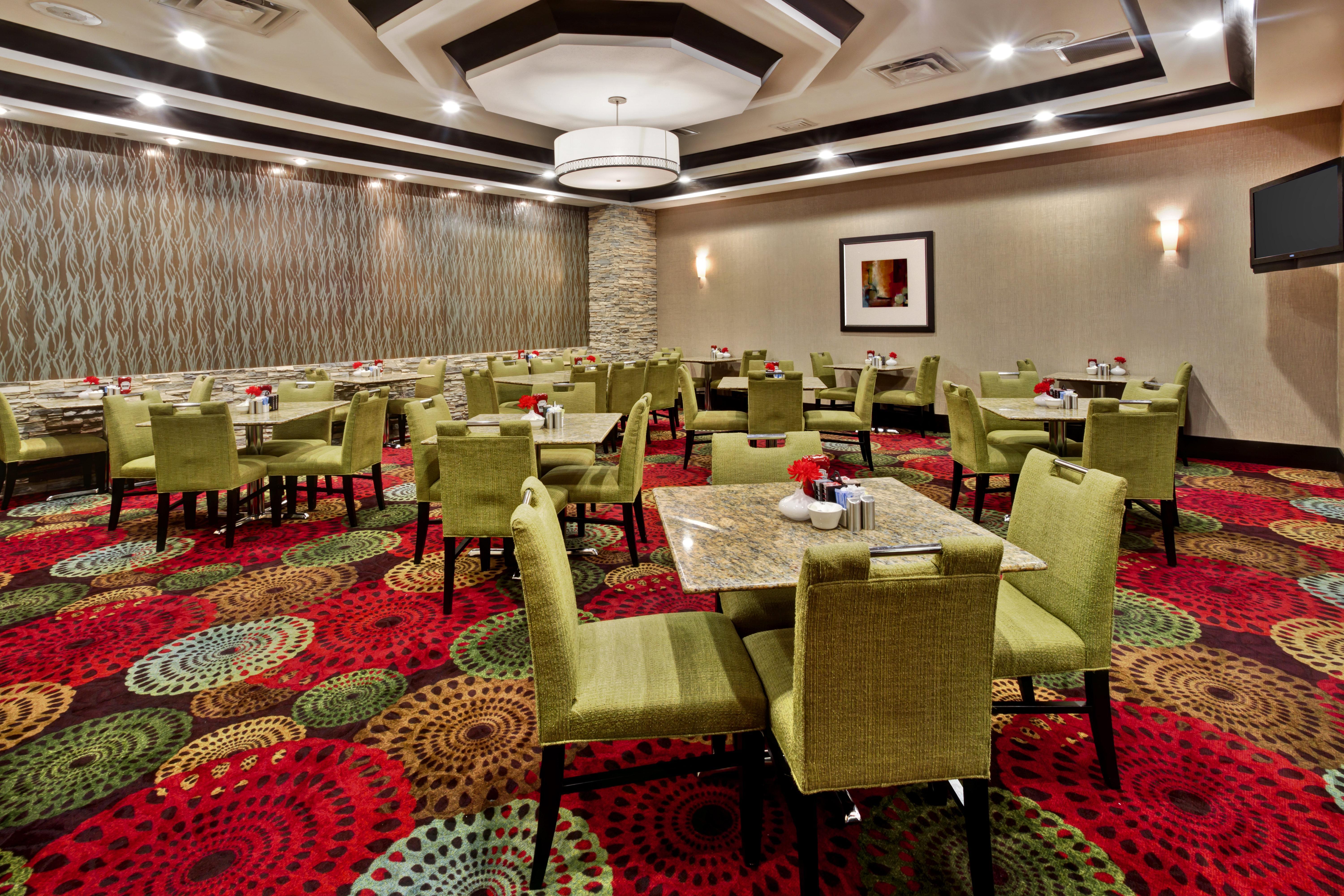 Holiday Inn Hotel & Suites Chicago Northwest - Elgin By Ihg Dış mekan fotoğraf