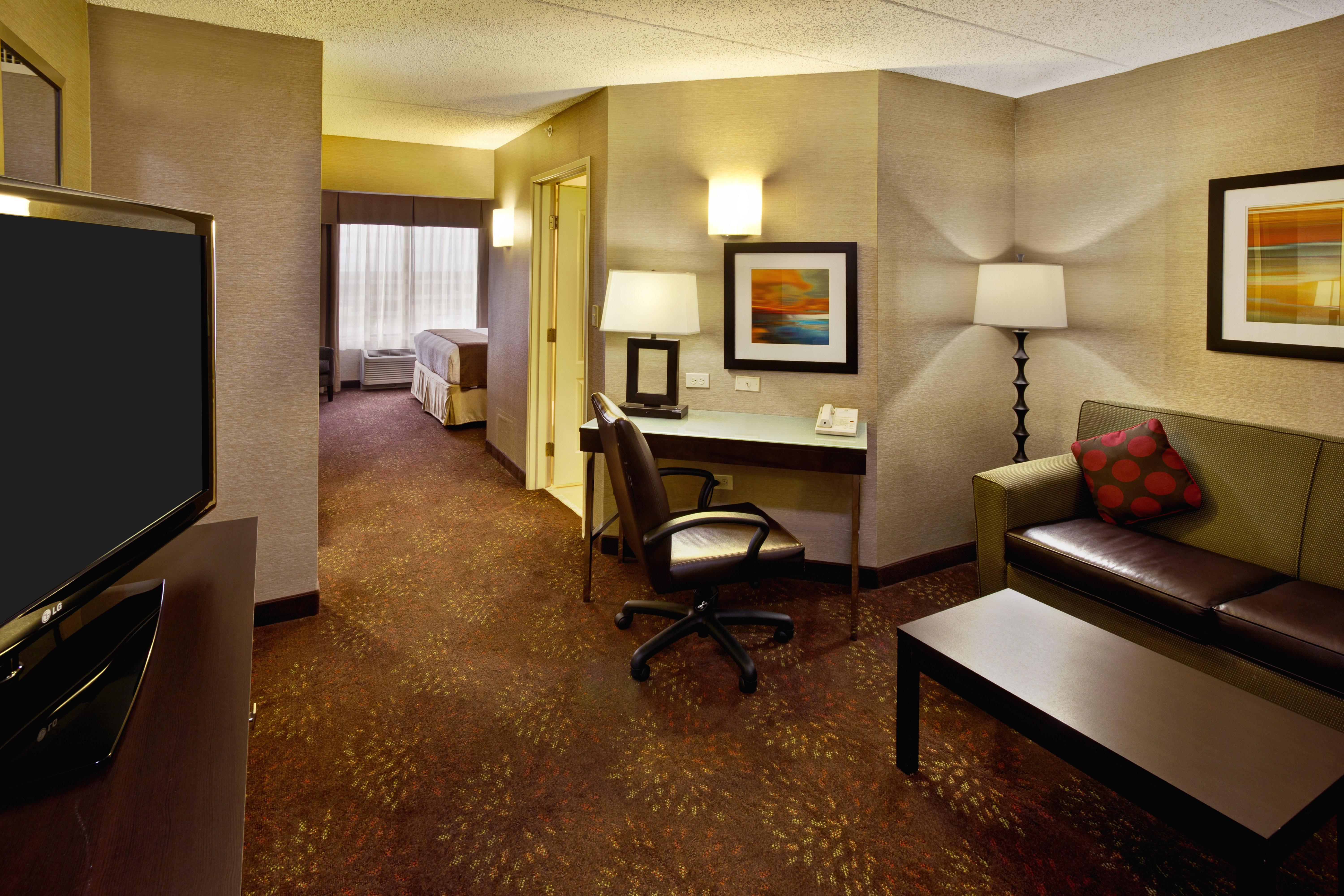 Holiday Inn Hotel & Suites Chicago Northwest - Elgin By Ihg Dış mekan fotoğraf