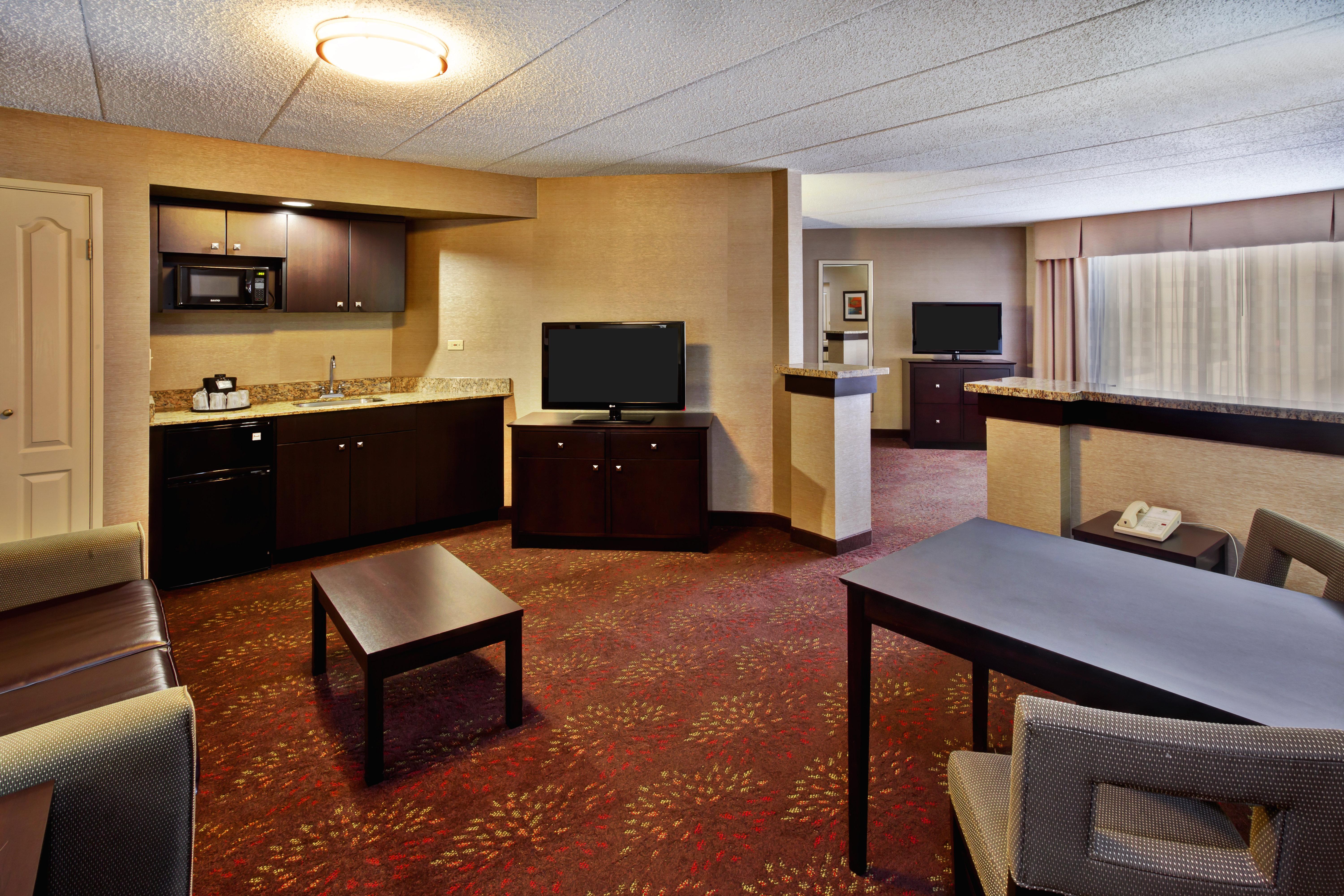 Holiday Inn Hotel & Suites Chicago Northwest - Elgin By Ihg Dış mekan fotoğraf