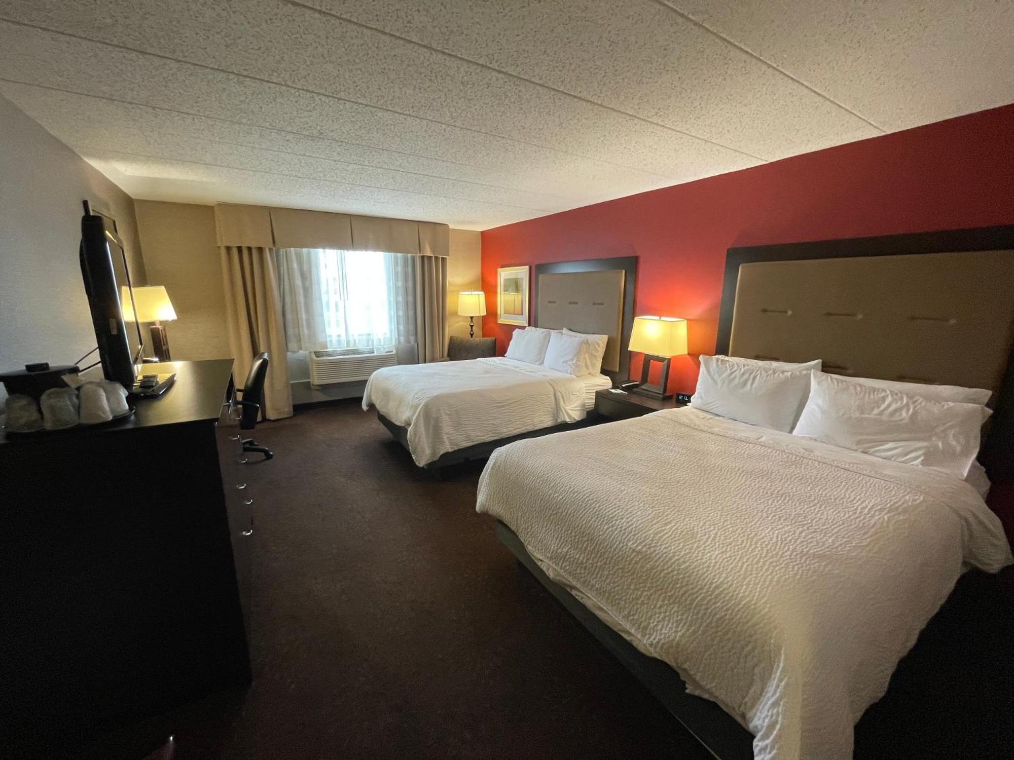 Holiday Inn Hotel & Suites Chicago Northwest - Elgin By Ihg Dış mekan fotoğraf