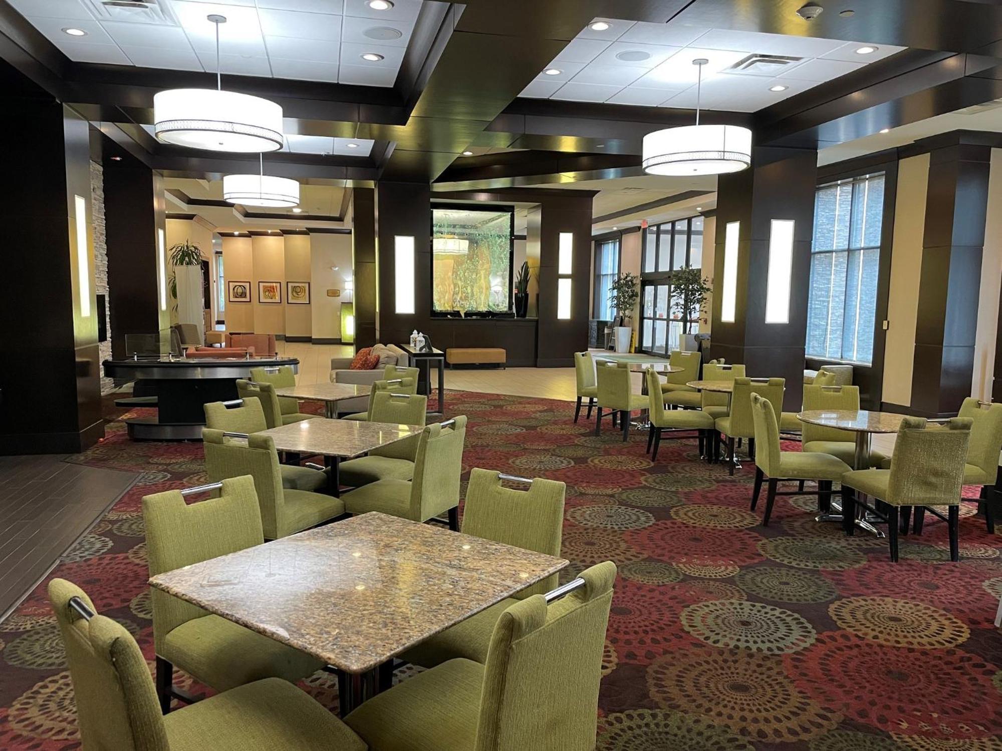 Holiday Inn Hotel & Suites Chicago Northwest - Elgin By Ihg Dış mekan fotoğraf